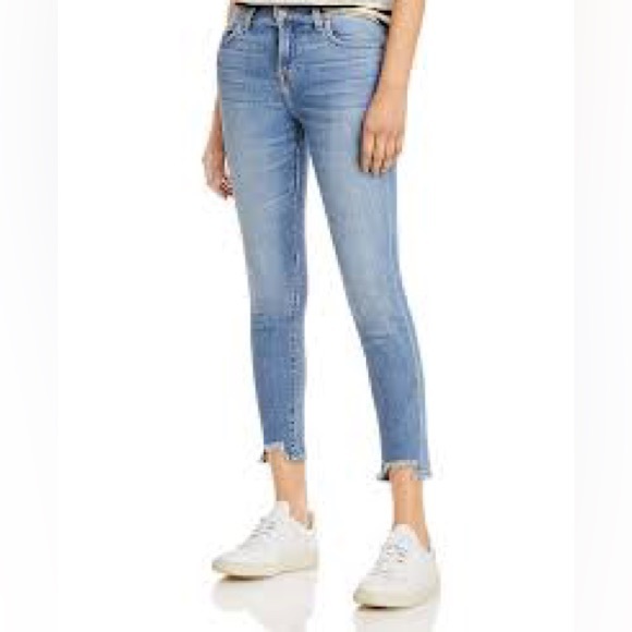 7 for All Mankind Gwenevere Ankle Jeans Raw Hem size 26 - Picture 2 of 8